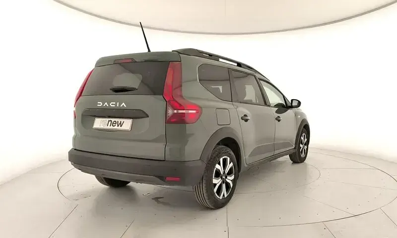 Käytetty Dacia Jogger Expression 110 HP (80 kW) 2024 Harmaa Tila-auto