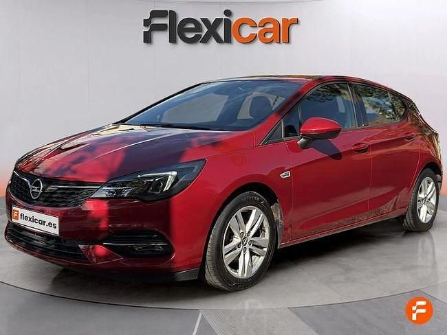 Usado Opel Astra Business Elegance 130 CV (95 kW) 2020 Rojo Berlina