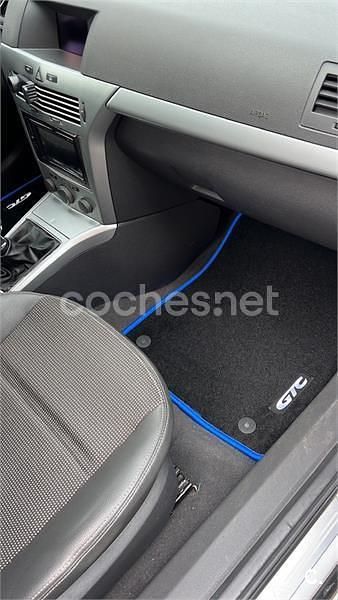 Usado Opel Astra GTC Sport 120 CV (88 kW) 2008 Blanco Berlina
