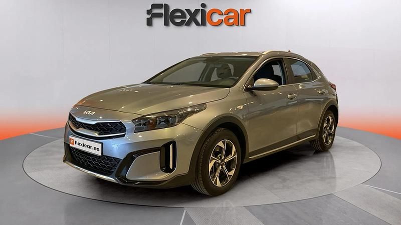 Usado Kia XCeed 160 HP (117 kW) 2023 Cinzento SUV