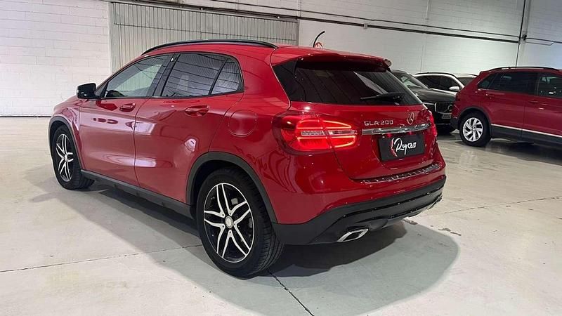 Usado Mercedes GLA200 AMG Edition 1 136 CV (100 kW) 2015 Rojo SUV