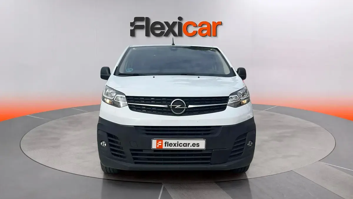 Usado Opel Vivaro-e Combi 102 CV (75 kW) 2022 Blanco Monovolumen