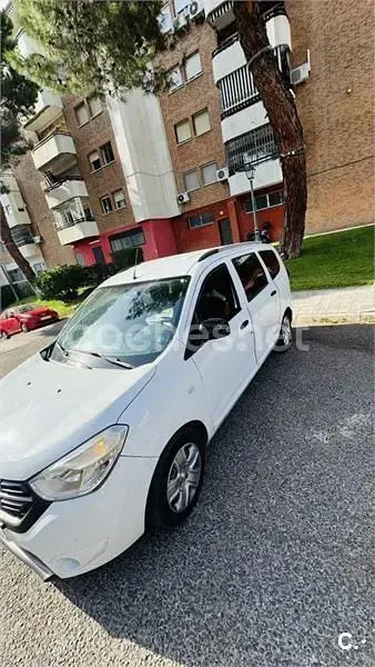 Usado Dacia Lodgy Comfort 102 CV (75 kW) 2019 Blanco Monovolumen