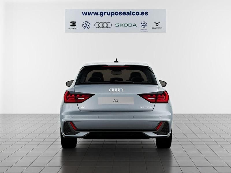Nuevo Audi A1 Sportback Advanced 116 CV (85 kW) 2026 Gris Utilitario