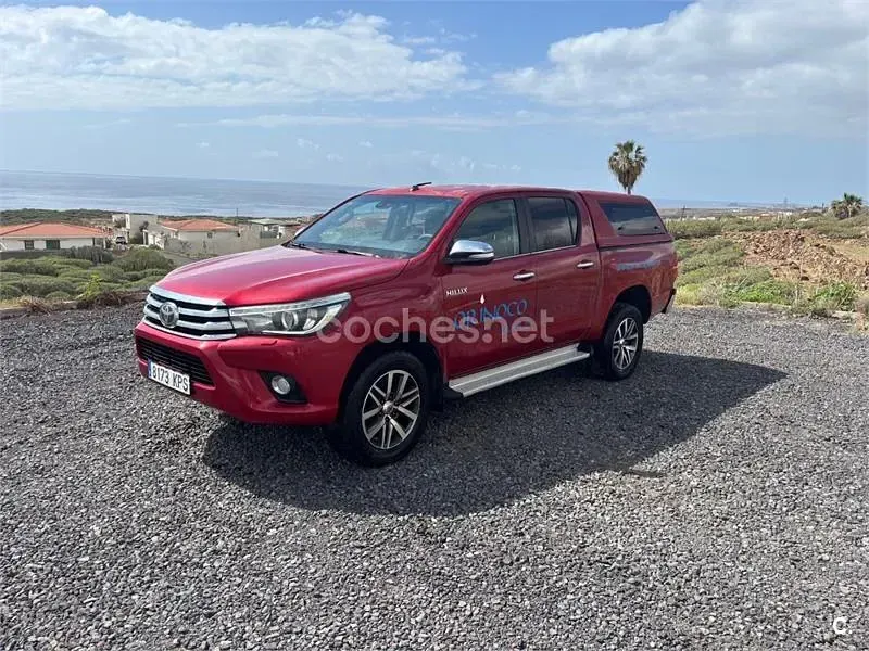 Usado Toyota HiLux 150 CV (110 kW) 2016 Rojo Pickup/Camioneta