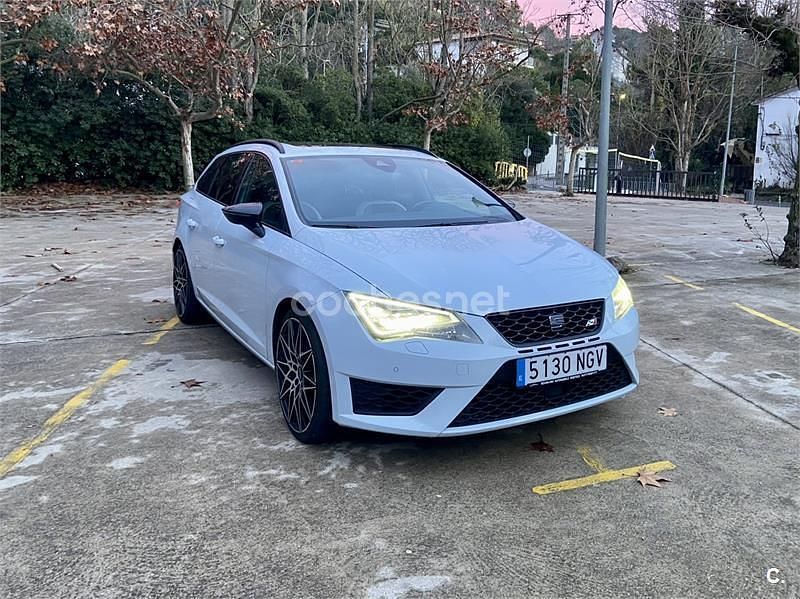 Usado Cupra Leon 290 CV (213 kW) 2016 Blanco Familiar