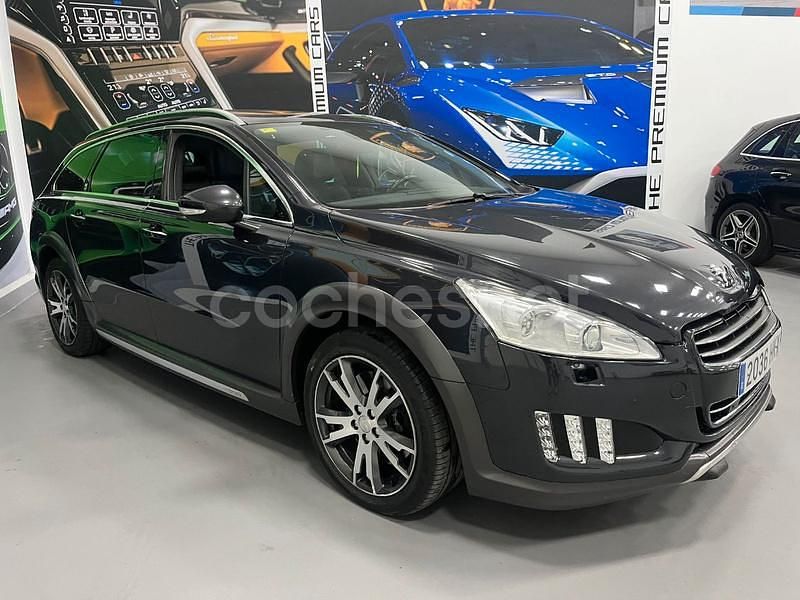 Gris / plata Usado 2012 Peugeot 508 RXH Familiar | 9999 € (Precio justo) - Imagen 1/4