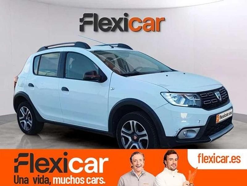 Blanco Usado 2019 Dacia Sandero Essentiel Utilitario | 8480 € (Super precio) - Imagen 1/4