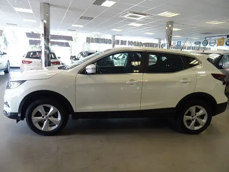 Usado Nissan Qashqai Acenta 115 CV (84 kW) 2021 Blanco SUV