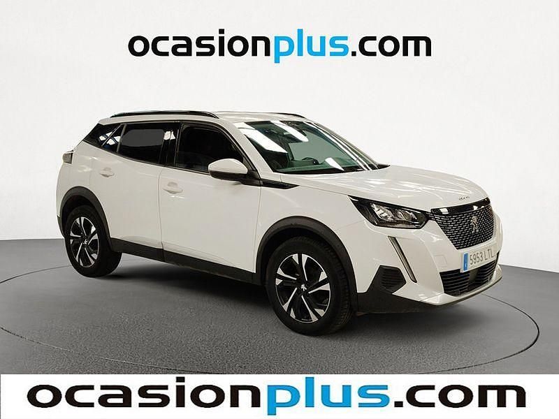 Usado Peugeot 2008 Allure 110 CV (80 kW) 2021 Blanco SUV