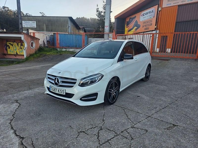 Usado Mercedes B200 150 CV (110 kW) 2019 Blanco Monovolumen