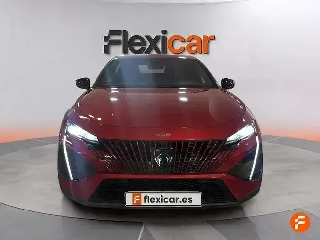 Usado Peugeot 408 GT GT 130 CV (95 kW) 2023 Rojo Berlina