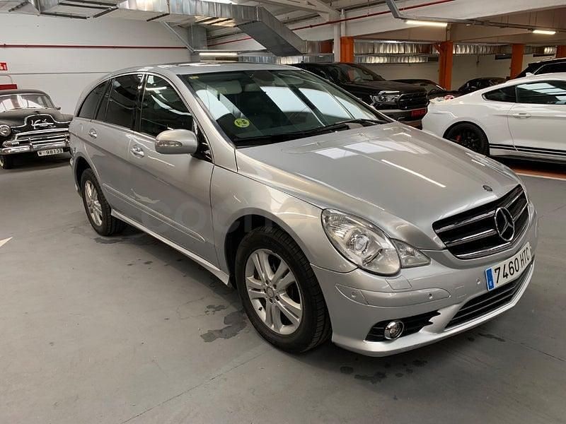 Usado Mercedes R280 190 CV (139 kW) 2008 Gris / plata Monovolumen