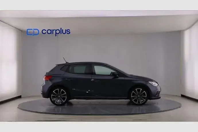 Usado Seat Ibiza FR 150 CV (110 kW) 2024 Gris Utilitario
