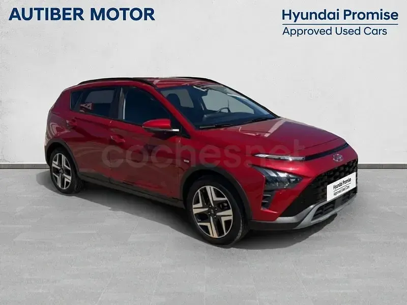 Usado Hyundai Bayon 100 CV (73 kW) 2023 Granate SUV