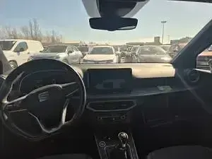 Usado Seat Arona Xperience 110 CV (80 kW) 2022 Negro SUV