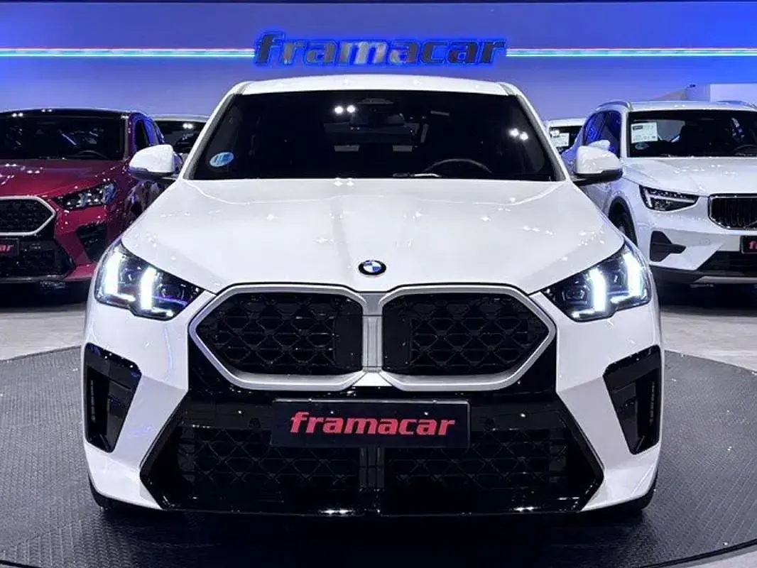Usado BMW X2 Sport Line 163 CV (119 kW) 2025 Blanco SUV