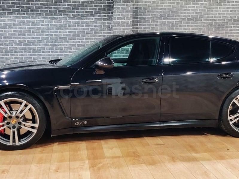 Usado Porsche Panamera 440 CV (323 kW) 2014 Negro Utilitario