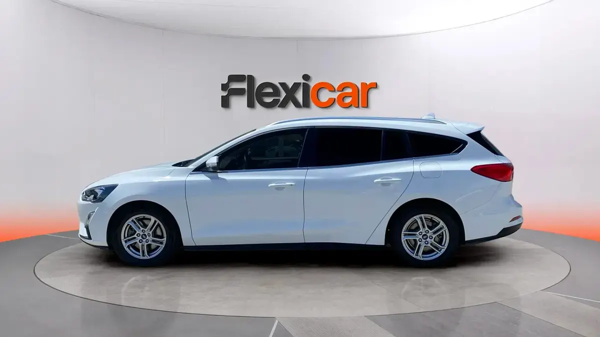 Usado Ford Focus Active 120 CV (88 kW) 2020 Blanco Familiar
