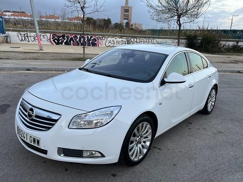 Usado Opel Insignia Sport 130 CV (95 kW) 2010 Blanco Berlina