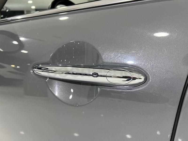 Usado Mini ONE 102 CV (75 kW) 2021 Gris / plata Utilitario