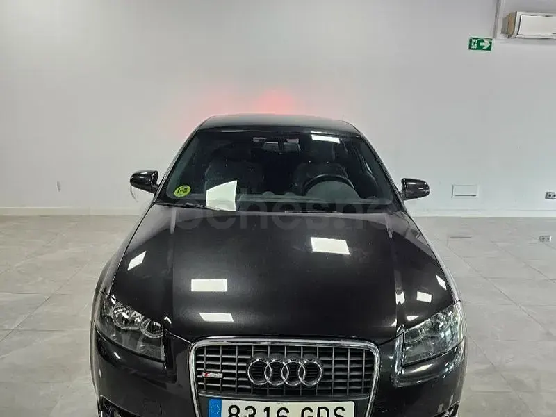 Usado Audi A3 Attraction 140 CV (102 kW) 2009 Gris / plata Utilitario