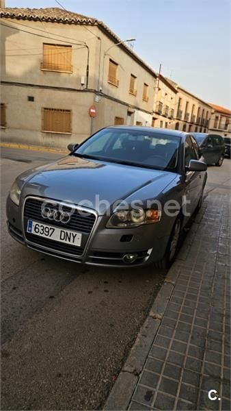 Gris / plata Usado 2005 Audi A4 Familiar | 4500 € (Precio justo) - Imagen 1/4