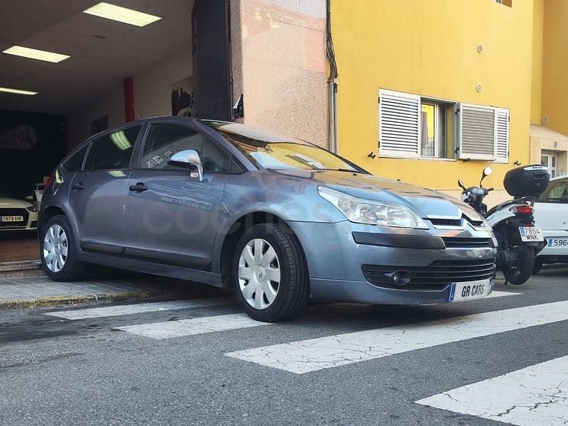 Usado Citroën C4 110 CV (80 kW) 2004 Gris / plata Berlina