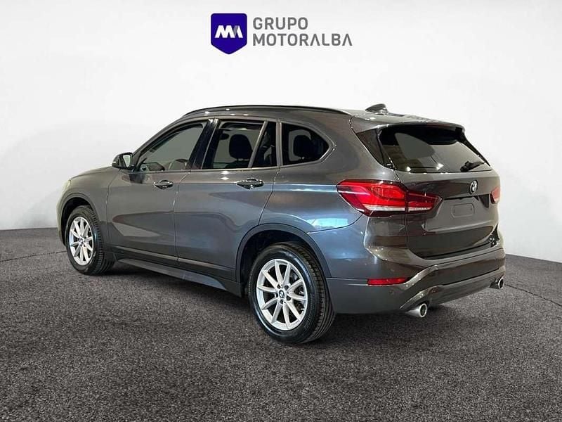 Usado BMW X1 150 HP (110 kW) 2021 Cinzento SUV