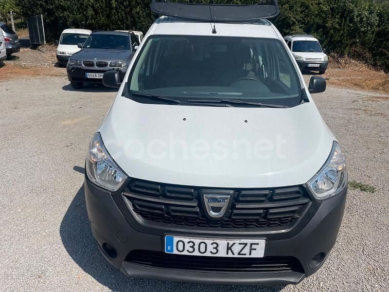 Usado Dacia Dokker 95 CV (69 kW) 2019 Blanco Monovolumen