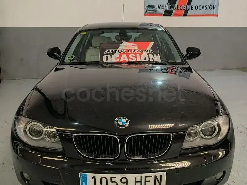 Usado BMW 116 Sport Line 116 CV (85 kW) 2011 Negro Utilitario