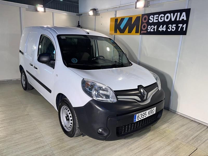 Usado Renault Kangoo 90 CV (66 kW) 2018 Blanco Monovolumen