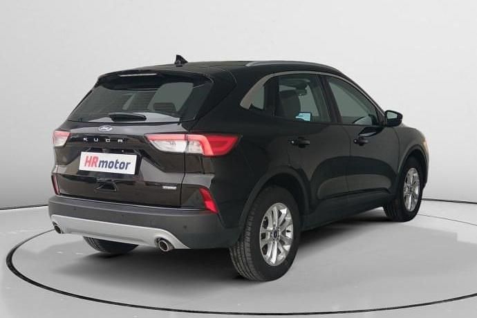 Usado Ford Kuga Titanium 190 CV (139 kW) 2022 SUV