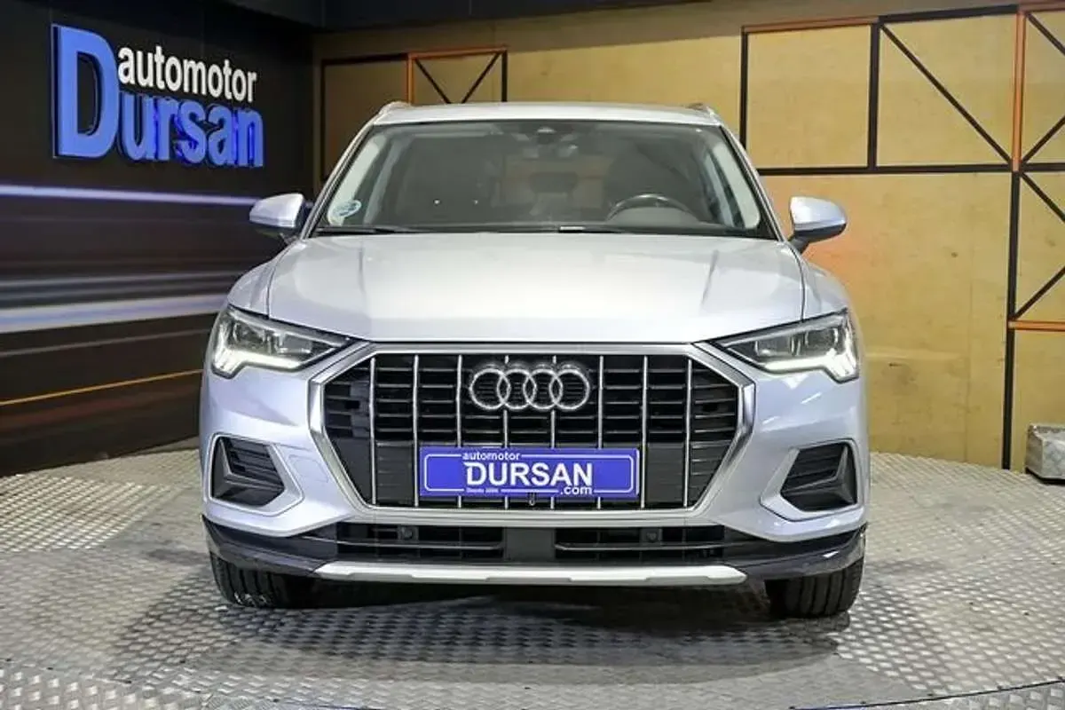Käytetty Audi Q3 Advanced 150 HP (110 kW) 2022 Harmaa Katumaasturi