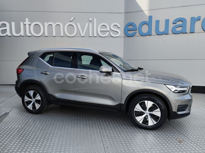 Marrón Usado 2021 Volvo XC40 Inscription SUV | 27.500 € (Precio justo) - Imagen 1/4