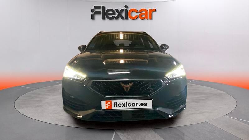 Usado Seat Leon FR 204 CV (150 kW) 2021 Gris Utilitario