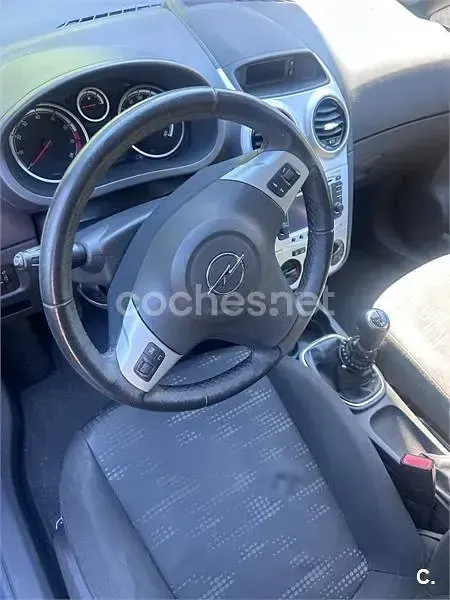 Usado Opel Corsa 85 CV (62 kW) 2011 Blanco Utilitario