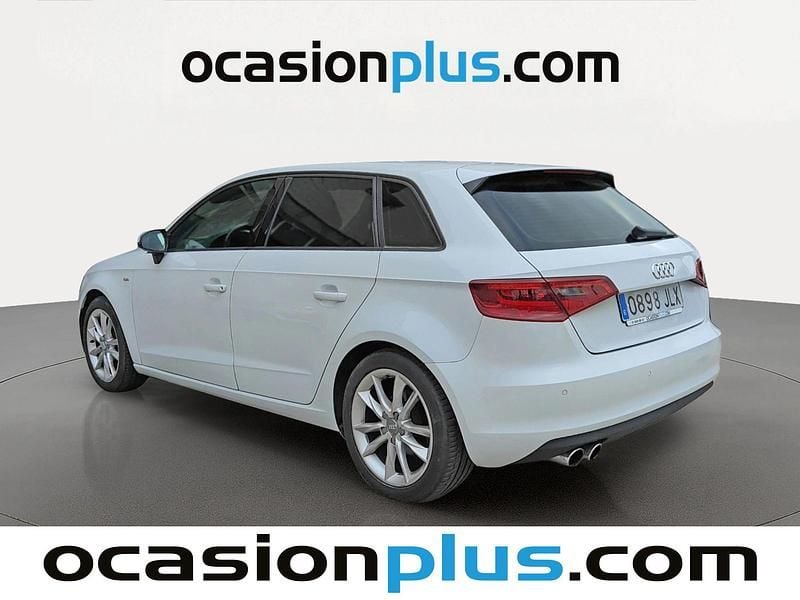 Usado Audi A3 Sportback Ambition 150 CV (110 kW) 2013 Blanco Utilitario