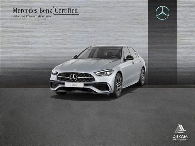 Gris selenita Usado 2025 Mercedes C220 AMG line Berlina | 48.500 € (Precio justo) - Imagen 1/4