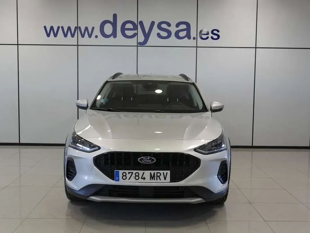 Usado Ford Focus Active X 155 CV (114 kW) 2024 Plateado Utilitario
