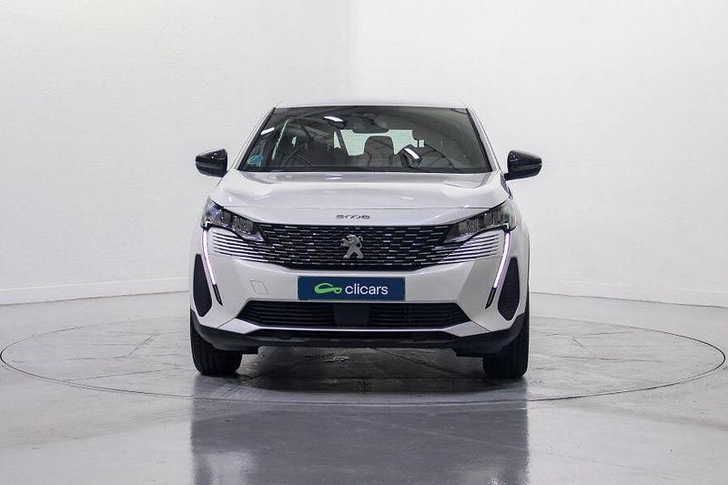 Usado Peugeot 5008 Active 136 CV (100 kW) 2024 Blanco SUV
