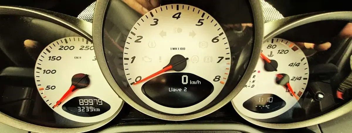 Usado Porsche Boxster 280 CV (205 kW) 2006 Plateado Descapotable