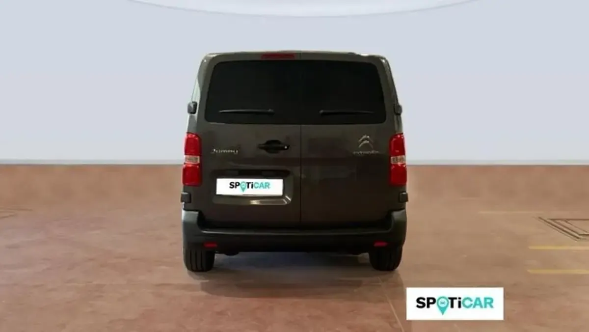 Usado Citroën Jumpy Comfort 120 CV (88 kW) 2020 Gris Monovolumen
