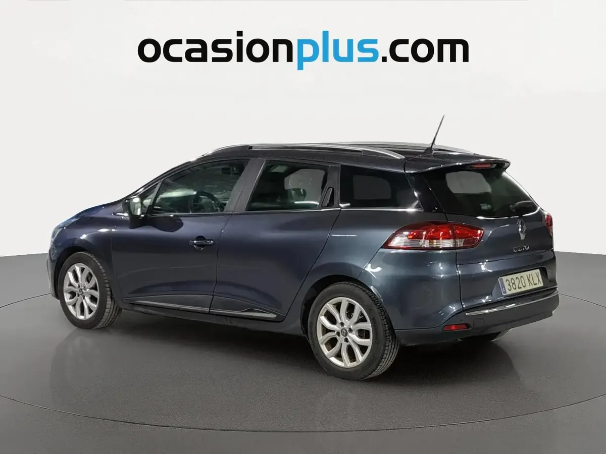 Usado Renault Clio IV Zen 90 CV (66 kW) 2018 Gris Familiar