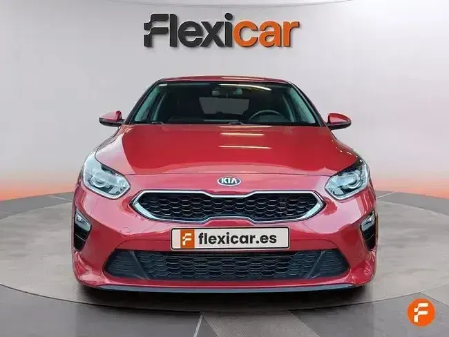 Usado Kia Ceed 100 CV (73 kW) 2020 Rojo Utilitario