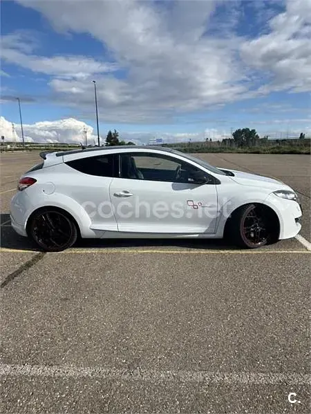 Usado Renault Mégane R.S. 265 CV (194 kW) 2012 Blanco Berlina