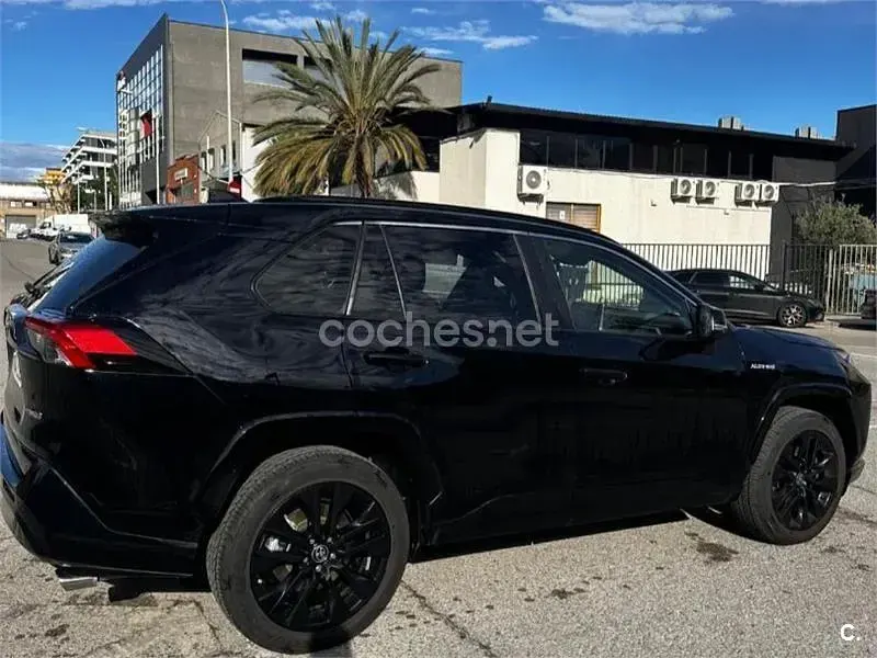 Usado Toyota RAV4 Hybrid Edition 222 CV (163 kW) 2020 Negro SUV