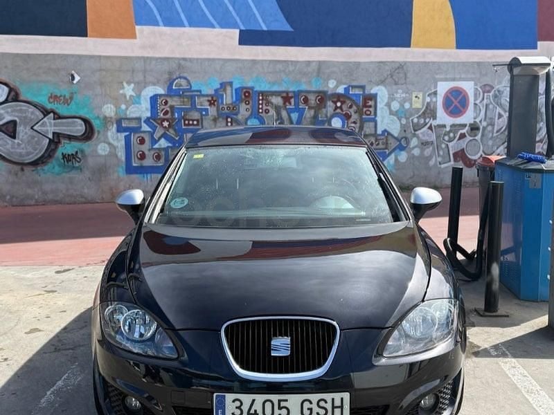 Usado Seat Leon Sport 125 CV (91 kW) 2009 Negro Utilitario