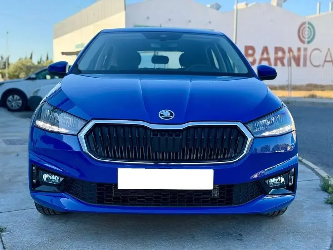 Usado Skoda Fabia Ambition 80 CV (58 kW) 2023 Azul Utilitario