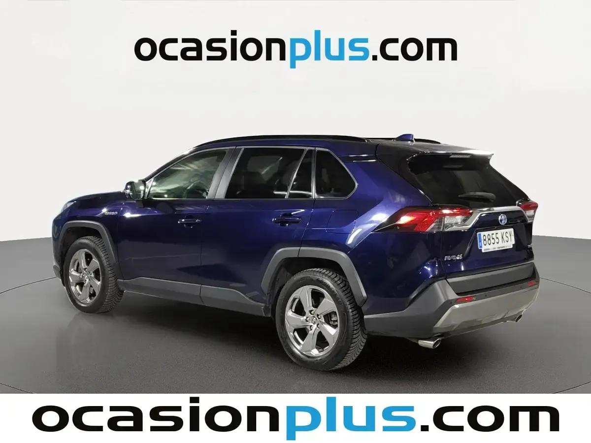 Käytetty Toyota RAV4 Hybrid Luxury 218 HP (160 kW) 2019 Sininen Katumaasturi